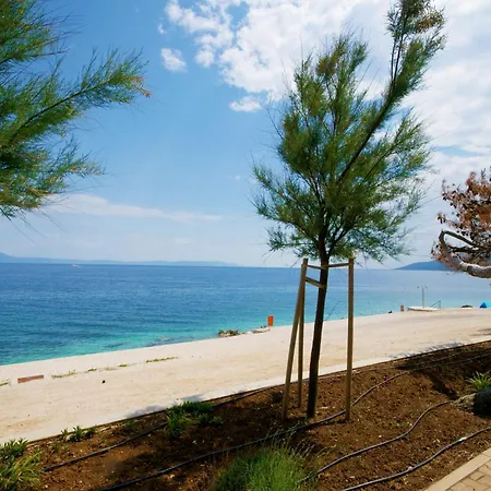 Ladonja, A Charming And Cozy In A Rustic Setting Casa de Férias